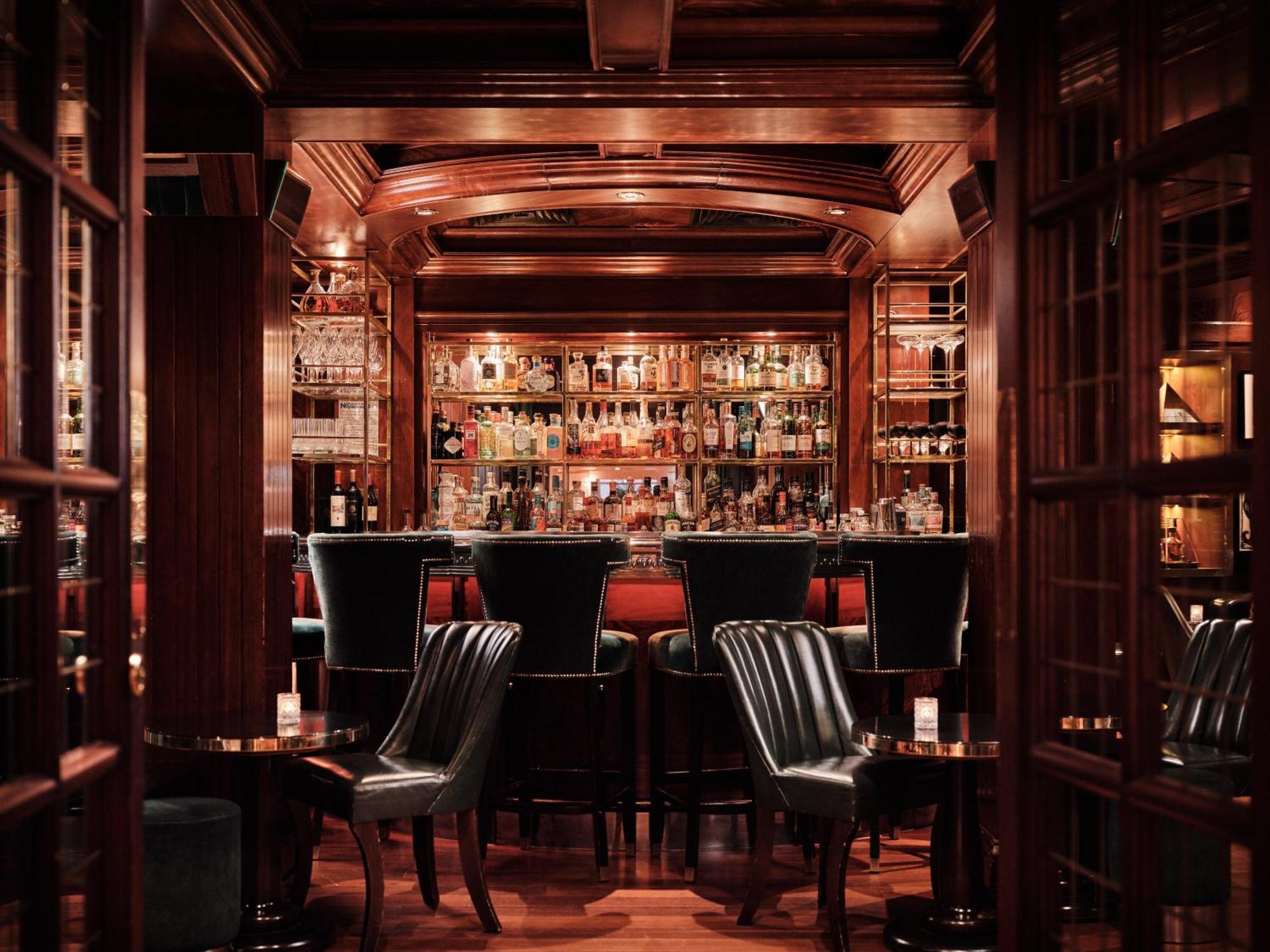 The Bloomsbury Hotel London Exterior photo The bar at the Polo Club