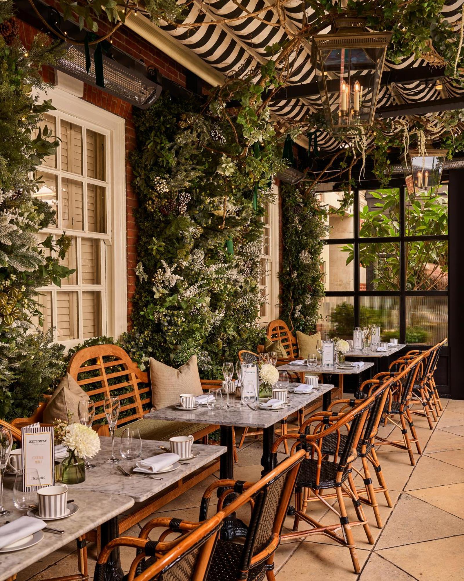 The Bloomsbury Hotel London Exterior photo The Ivy, St John's Wood