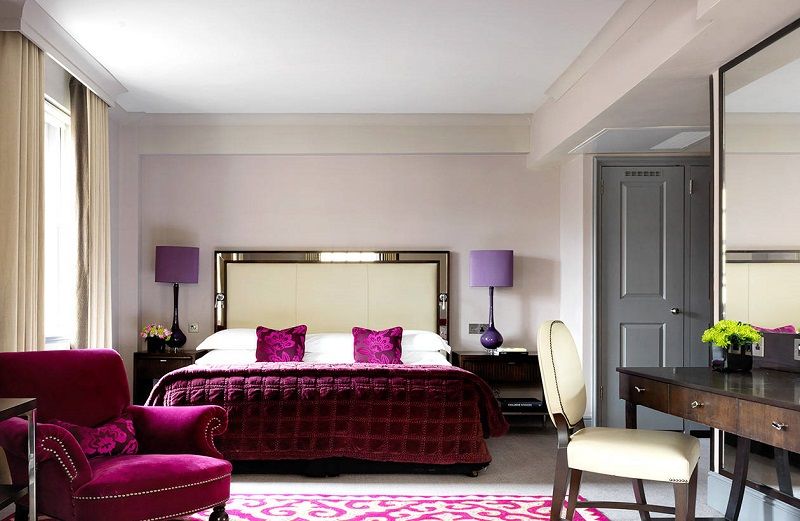 The Bloomsbury Hotel London Exterior photo A suite at The Dorchester