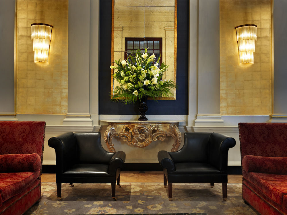The Bloomsbury Hotel London Exterior photo The hotel's lobby