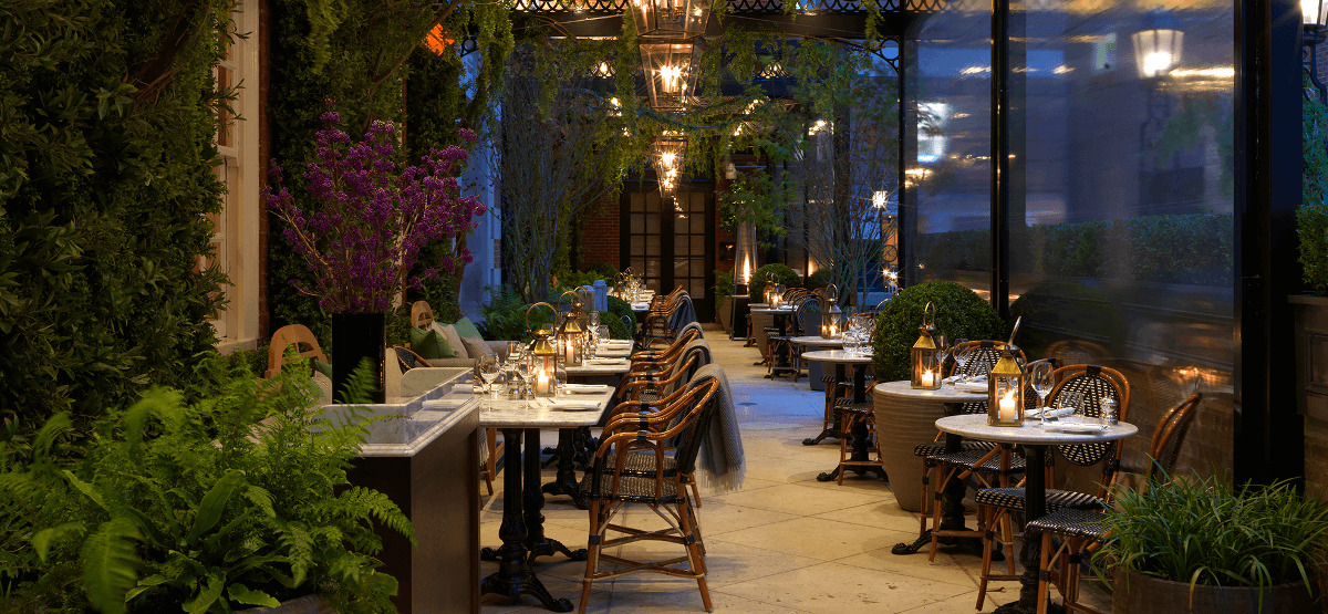 The Bloomsbury Hotel London Exterior photo The outdoor dining room at the restaurant